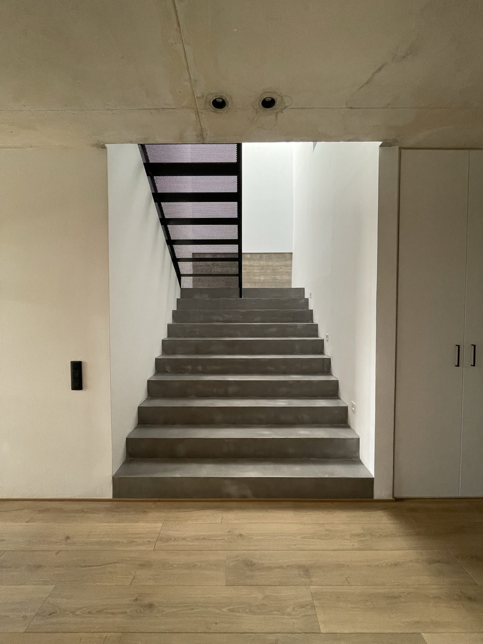Casa # — Escalera vista inferior