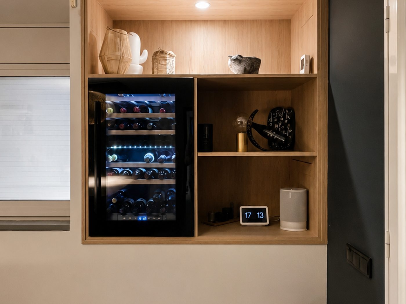 Reforma Casa Tramunta — Vinoteca detalle